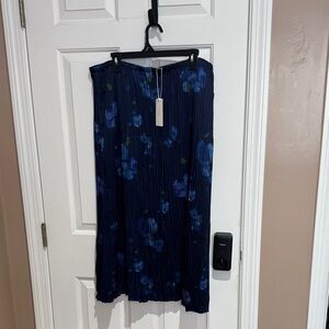 Vince Navy Floral A-Line Skirt
